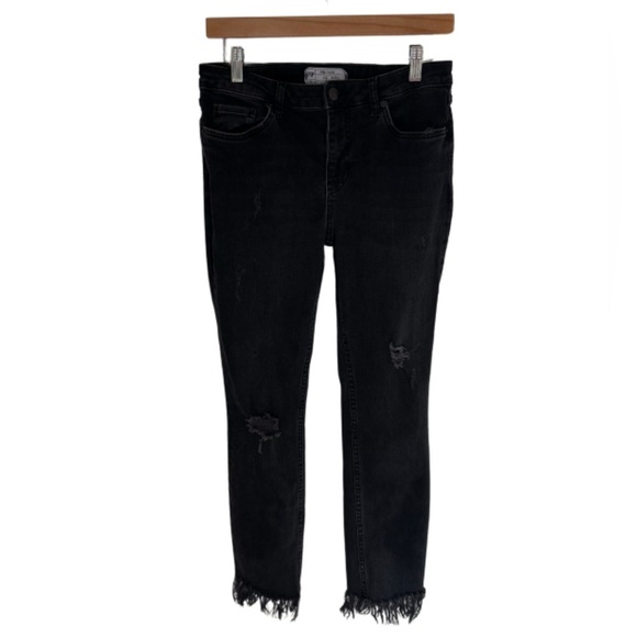 Free People Denim - D. Free People Black Distressed Jeans size W28